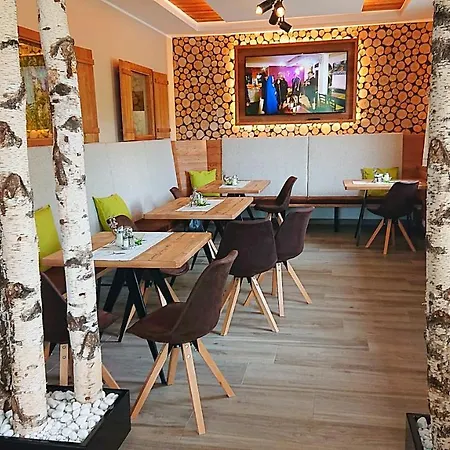 Hotel Embacher Embach